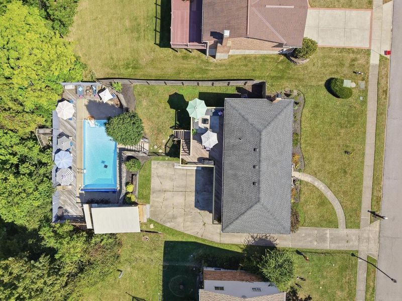 122 Ridge Hill Drive, Highland Heights, KY 41076 Photo 2