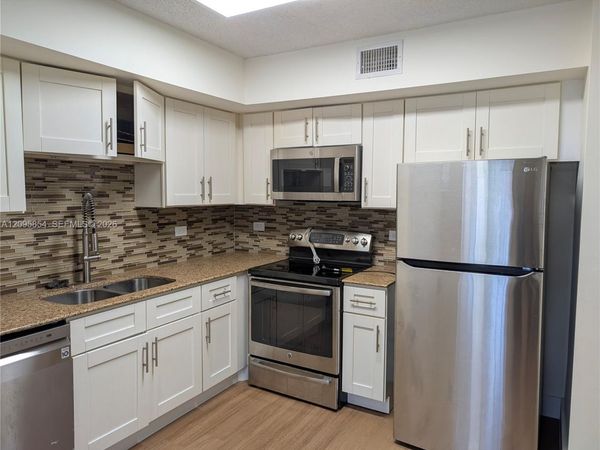 3600 N 56th Ave , Unit 101, Hollywood, FL 33021