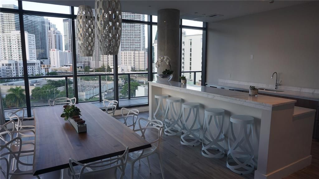 201 SW 17th Road, Unit 603, Miami, FL 33129 Photo