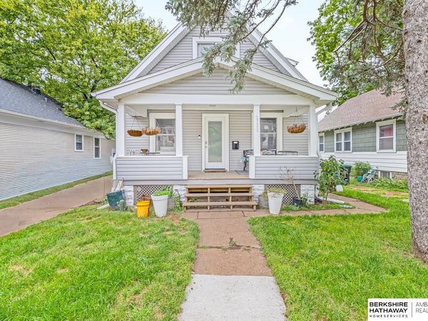 2732 N 48th Street, Omaha, NE 68104