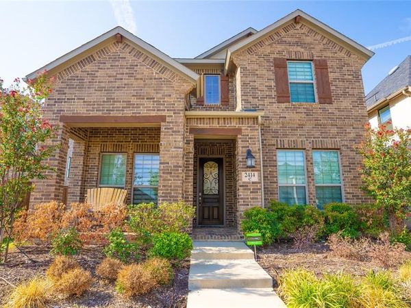 2414 Thavie Street , Celina, TX 75009