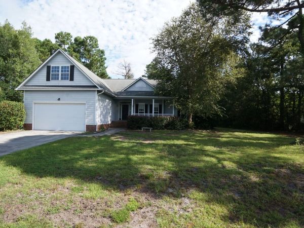 109 Long Leaf Drive , Hampstead, NC 28443