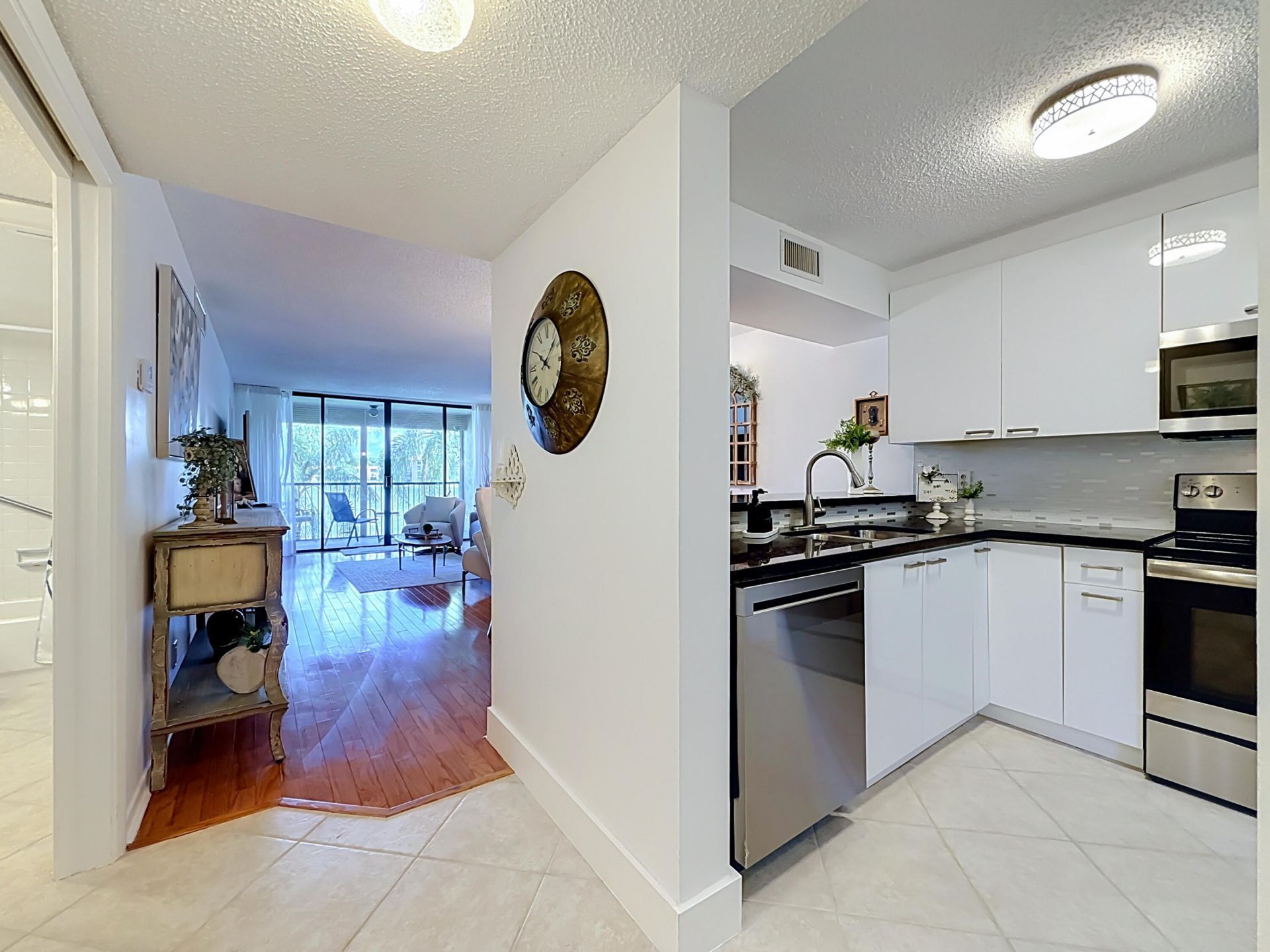 6219 Coral Lake Drive, Unit 207, Margate, FL 33063 Photo
