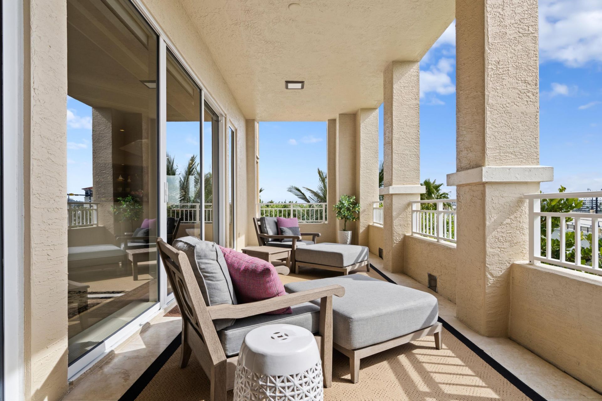 622 N Flagler Drive, Unit 204, West Palm Beach, FL 33401 Photo