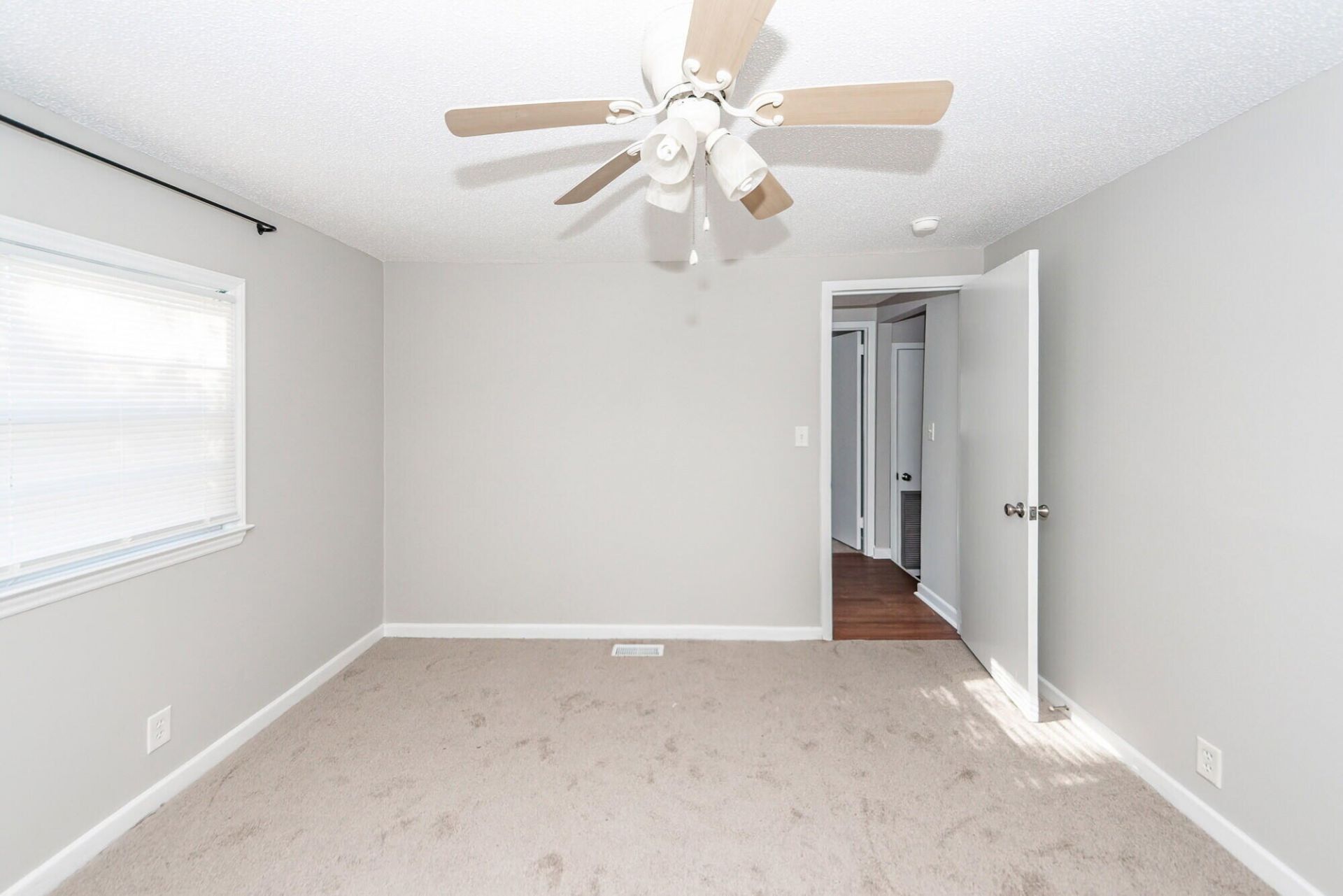 1520 N Avalon Circle Photo 27