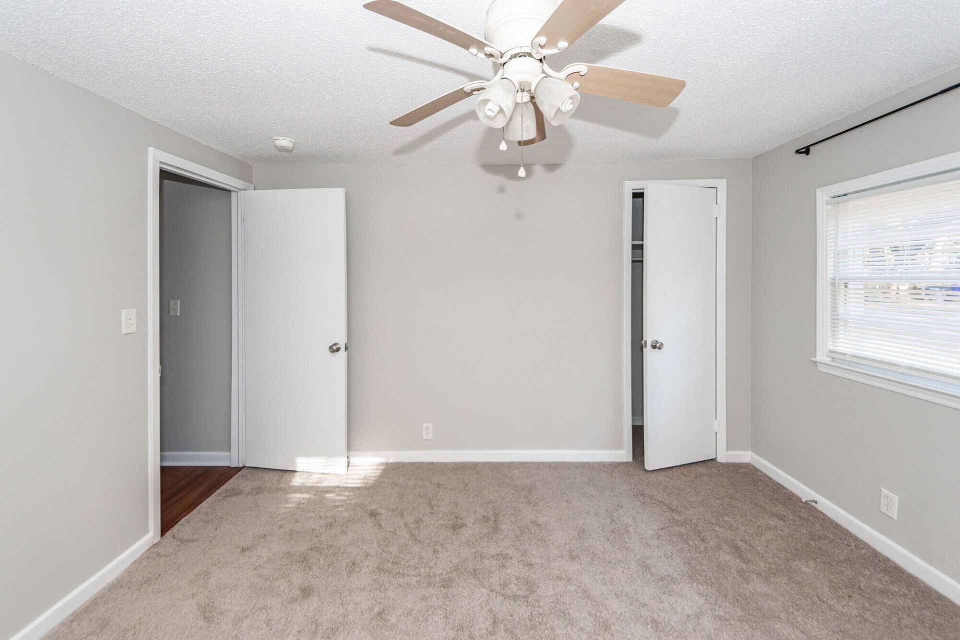 1520 N Avalon Circle Photo 28