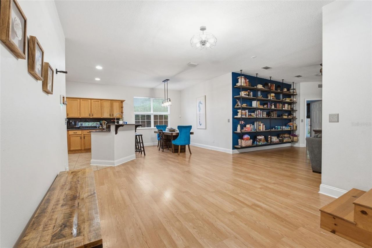 4521 Juanita Way S, Saint Petersburg, FL 33705 Photo