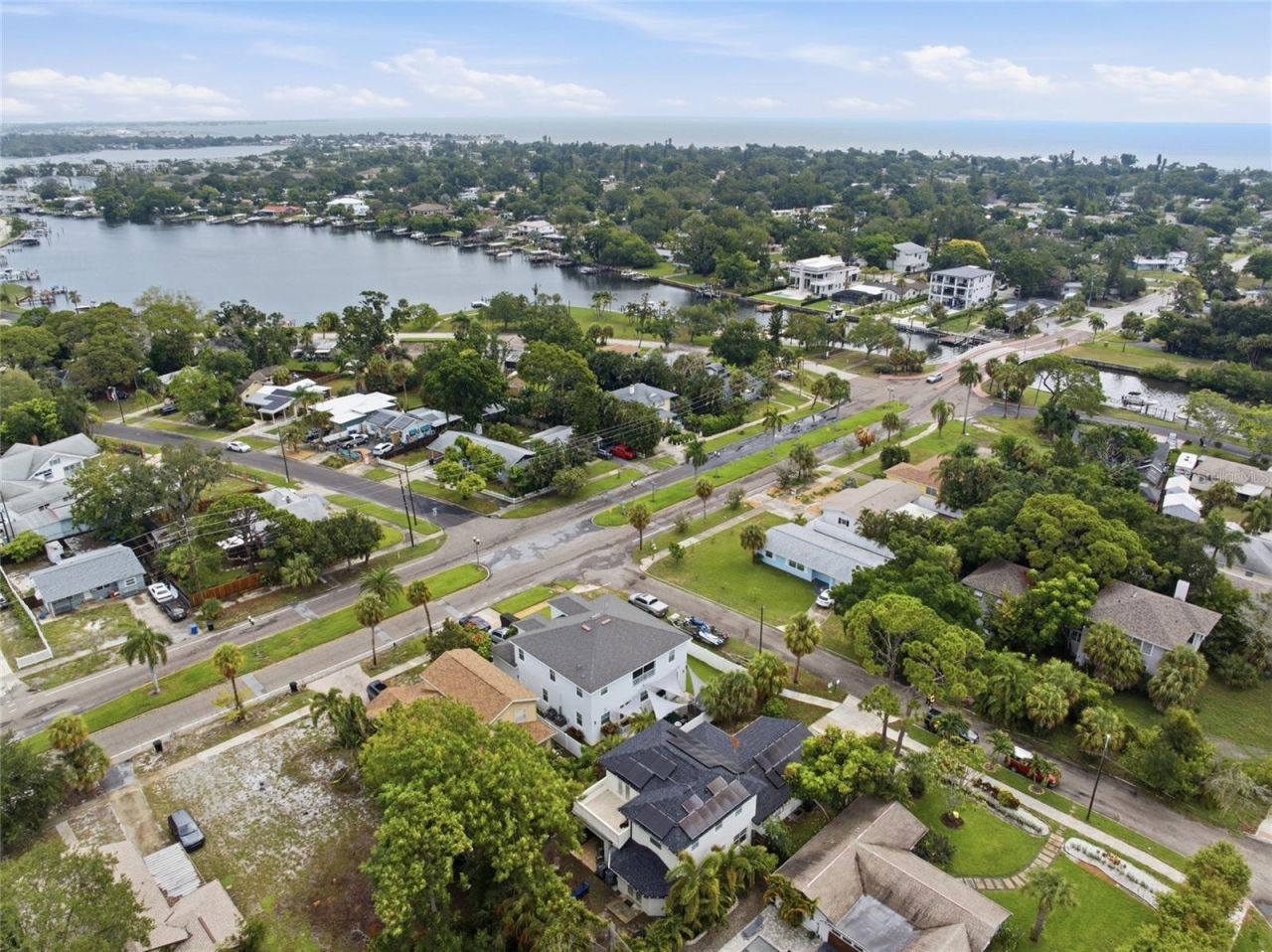 4521 Juanita Way S, Saint Petersburg, FL 33705 Photo