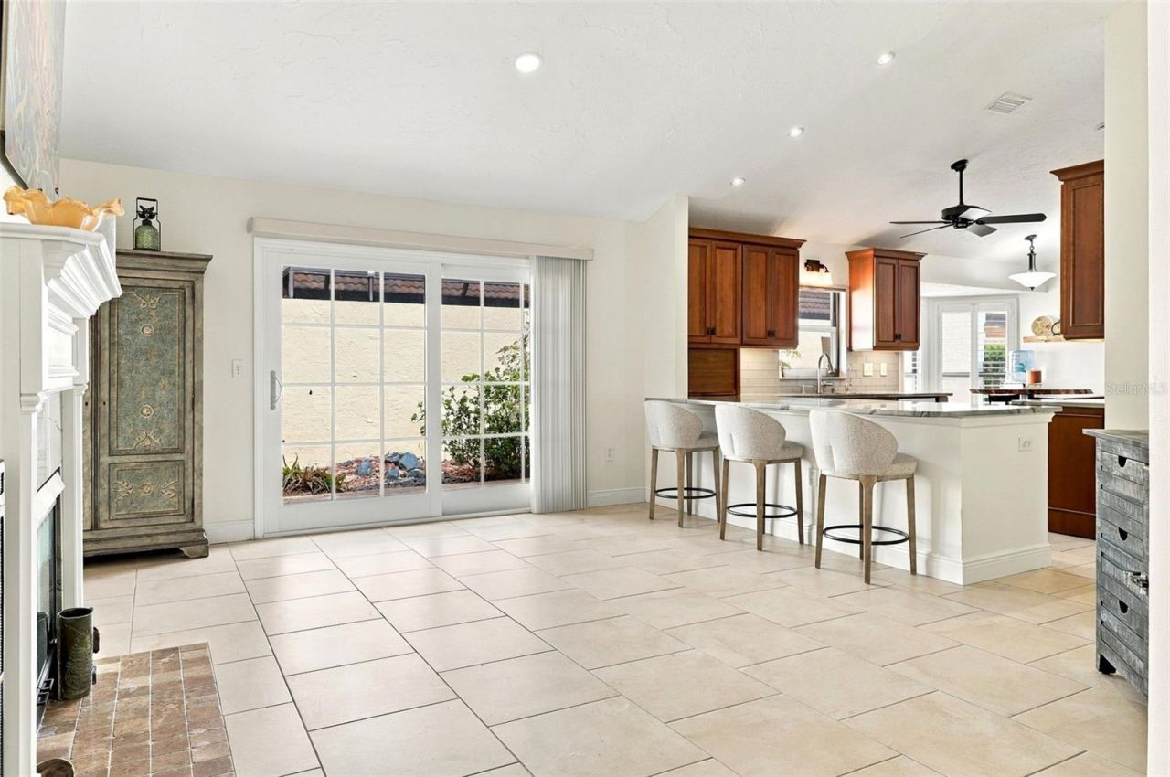 4848 Tivoli Avenue, Sarasota, FL 34235 Photo