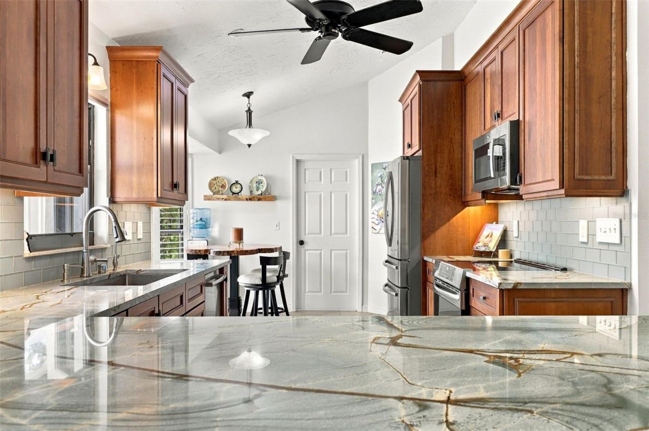 4848 Tivoli Avenue, Sarasota, FL 34235 Photo