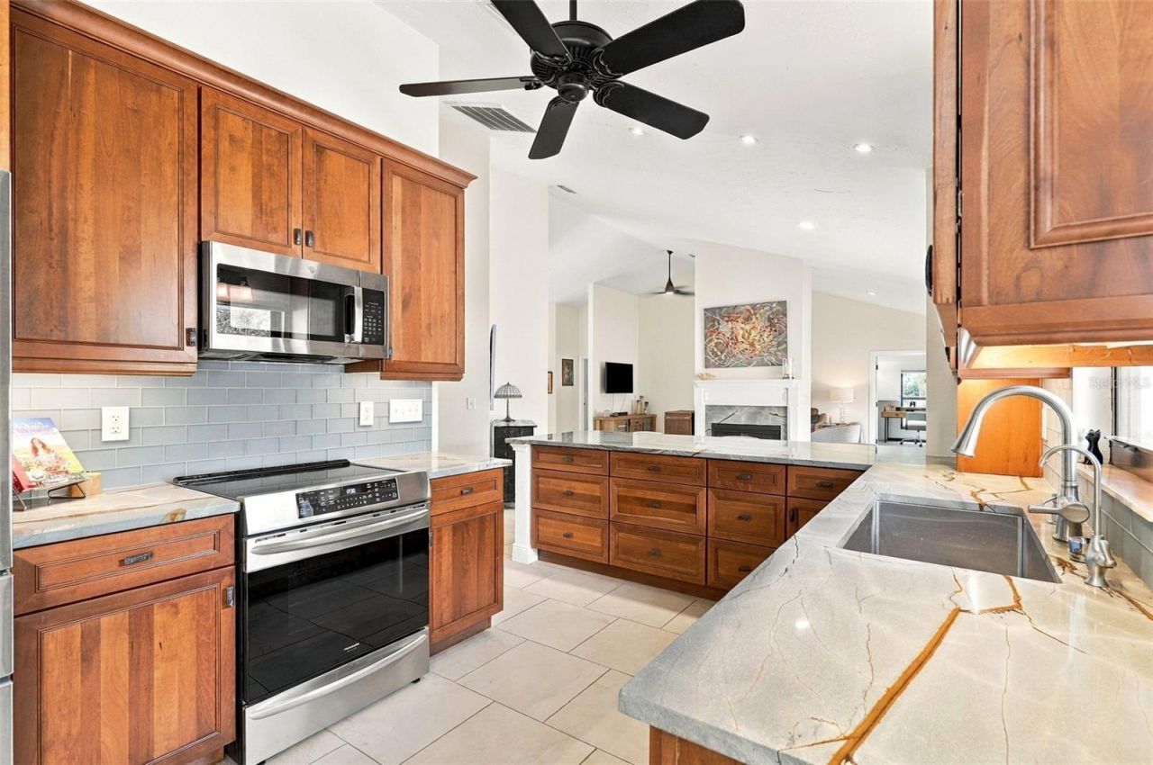 4848 Tivoli Avenue, Sarasota, FL 34235 Photo