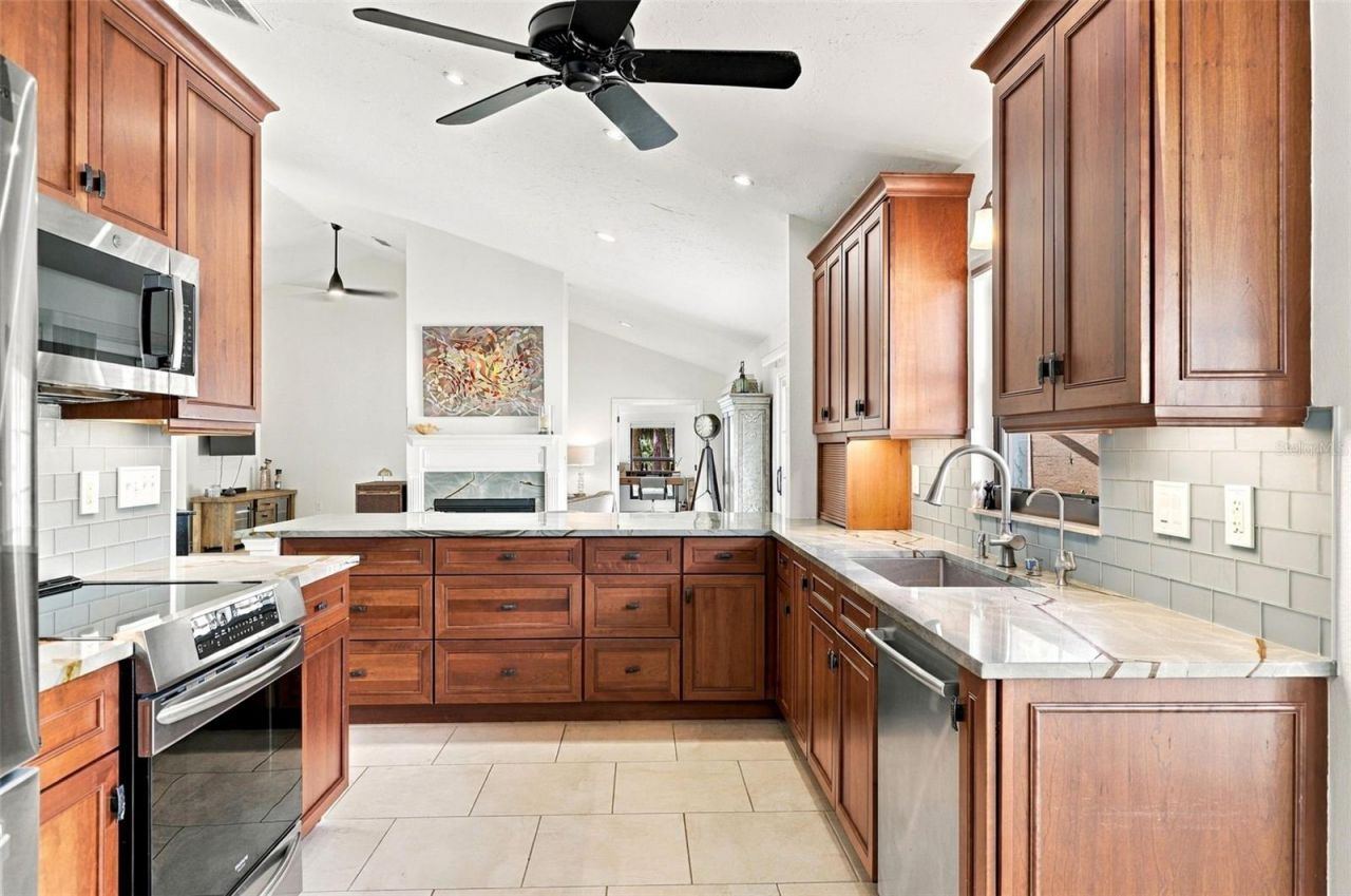 4848 Tivoli Avenue, Sarasota, FL 34235 Photo