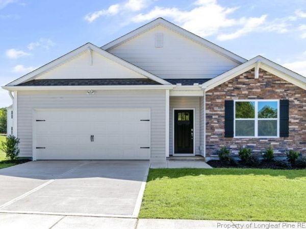 324 Maddox Drive, Aberdeen, NC 28315