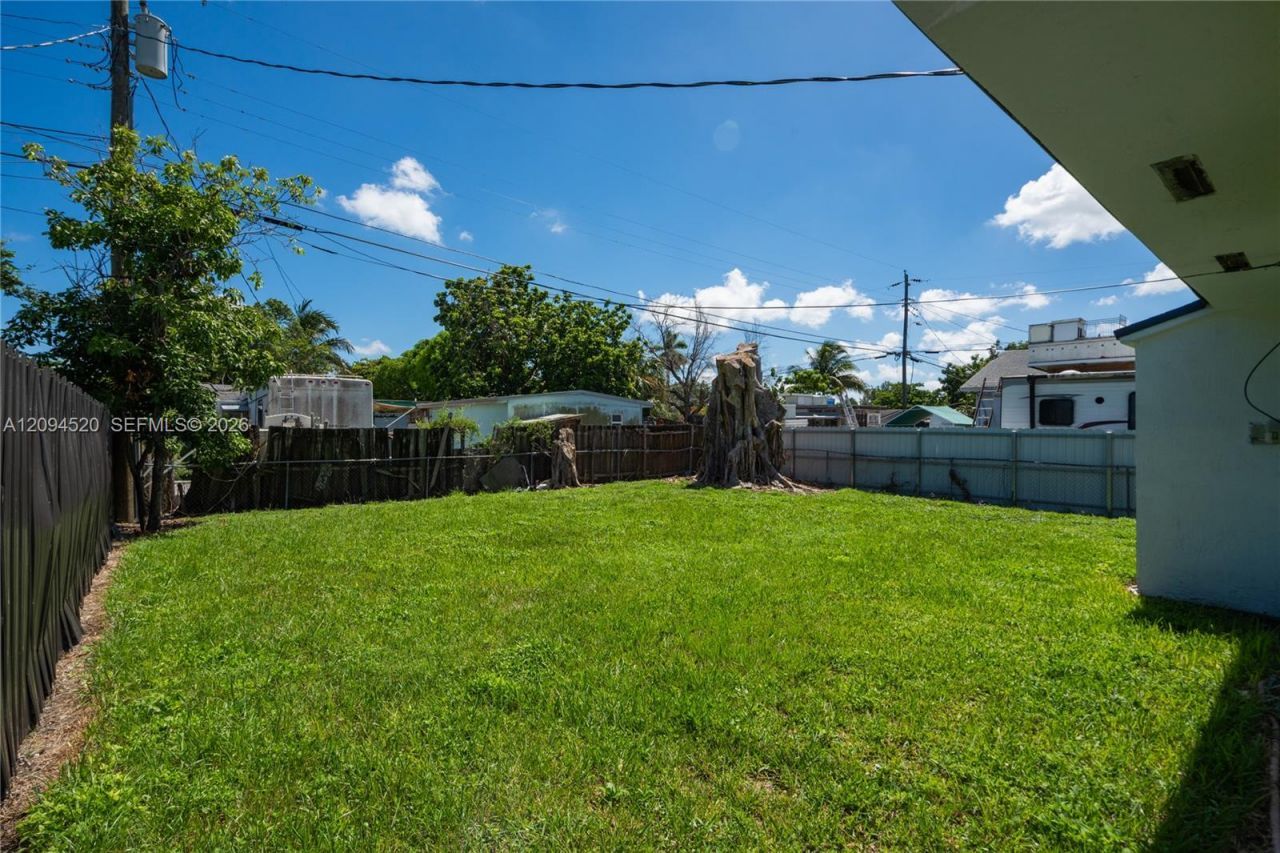 2934 NW 94th St , Unit 2934, Miami, FL 33147 Photo