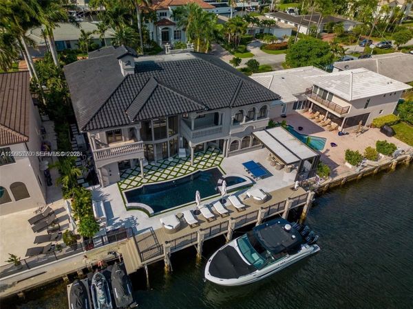 3380 NE 170th St , North Miami Beach, FL 33160