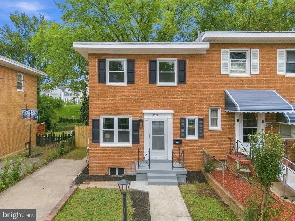 4912 MAURY PLACE, OXON HILL, MD 20745