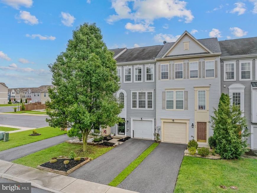 98 Magellan Drive, Martinsburg, WV 25404 Main Photo