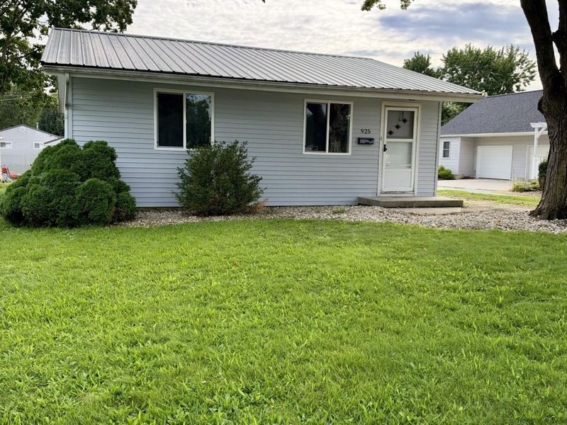 925 Motz Street, Saint Marys, OH 45885 Photo 1