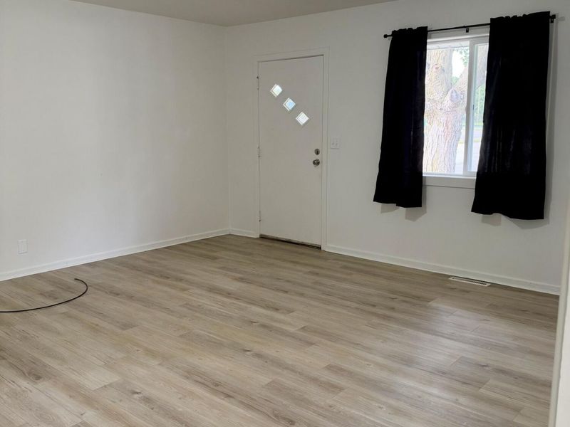 925 Motz Street, Saint Marys, OH 45885 Photo 6