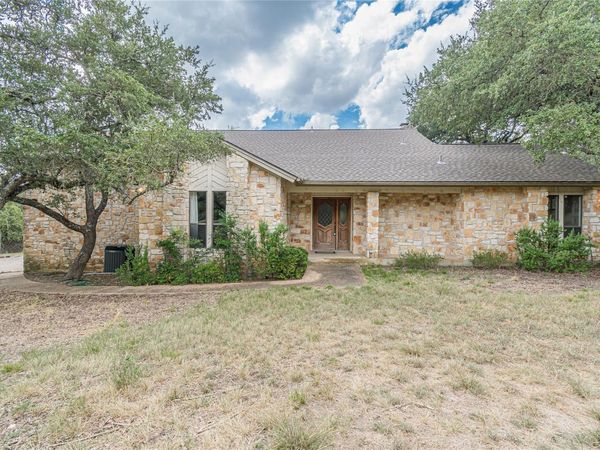 1047 Windmill RD, Dripping Springs, TX 78620