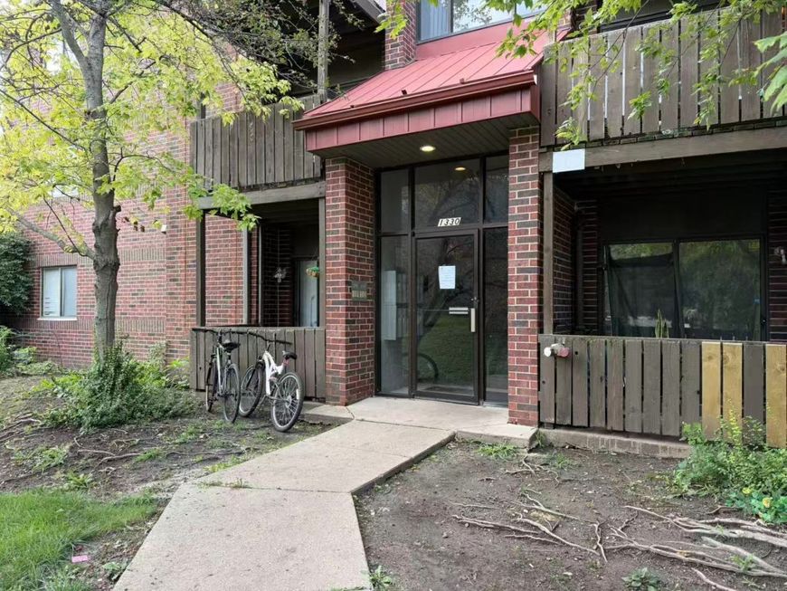 Main Photo