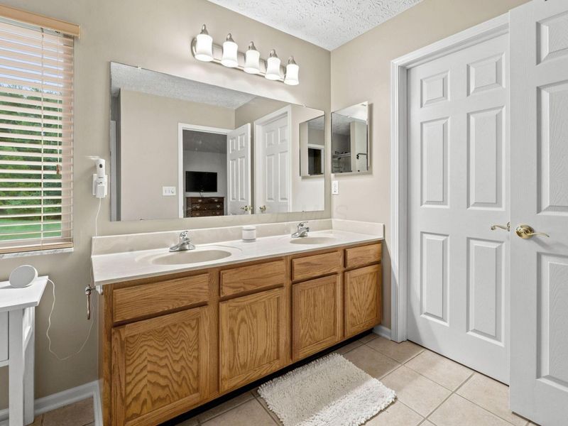 7541 Danbridge Way, Westerville, OH 43082 Photo 34