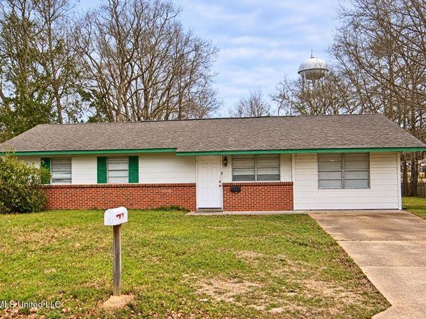 200 Kimberly Drive, Gulfport, MS 39503