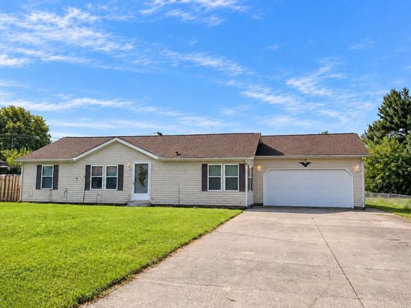 2399 Lindsay Road , Obetz, OH 43207