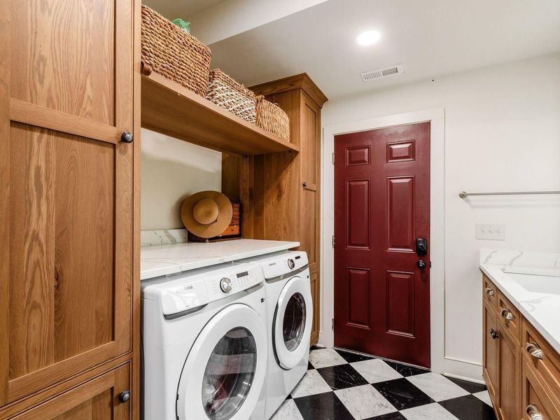 83 S High Street, Dublin, OH 43017 Photo 24