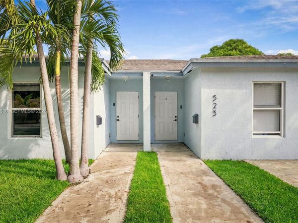 523-525 NW 106th St , Miami, FL 33150