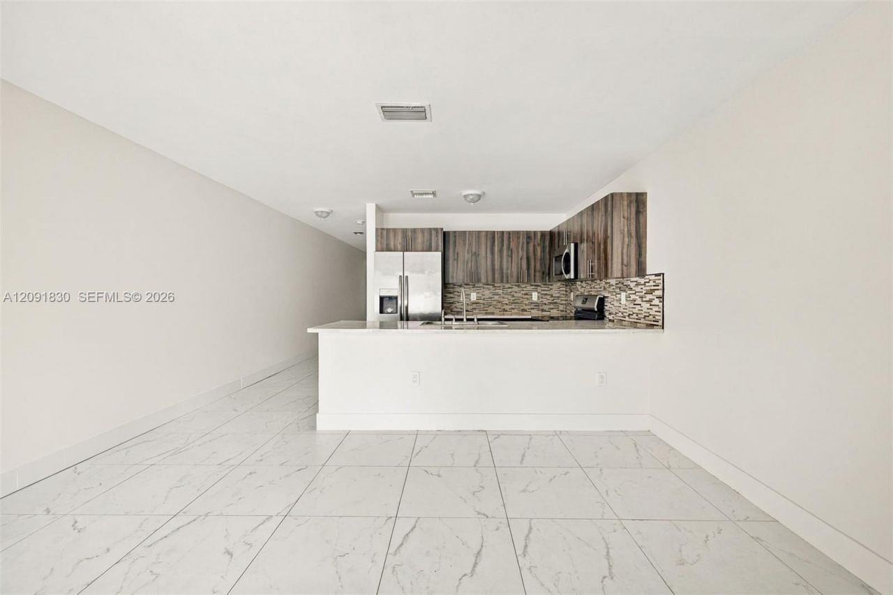 523-525 NW 106th St, Miami, FL 33150 Photo
