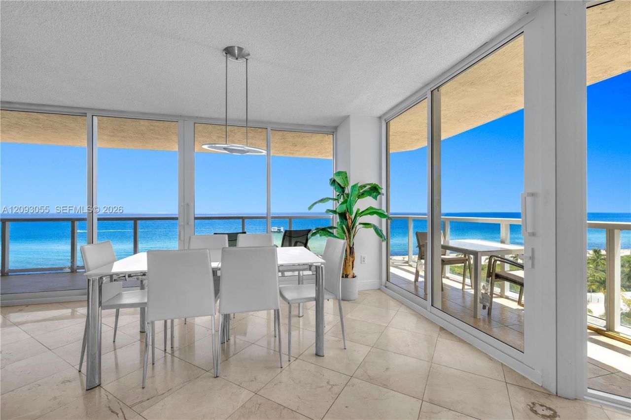 7330 Ocean Ter , Unit 10-A, Miami Beach, FL 33141 Photo