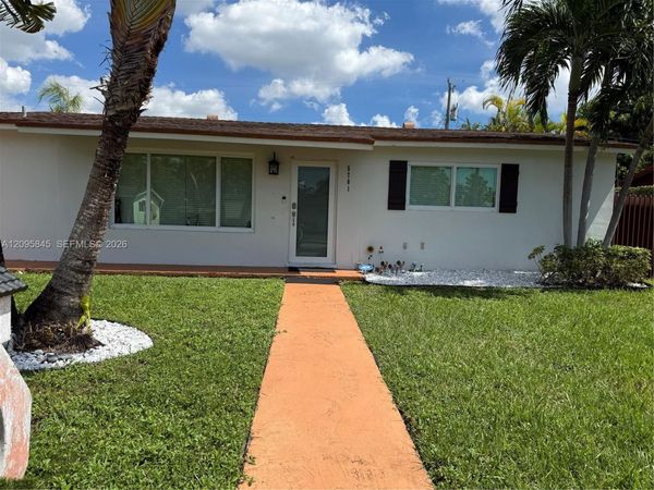 5701 SW 109th Ave , Miami, FL 33173