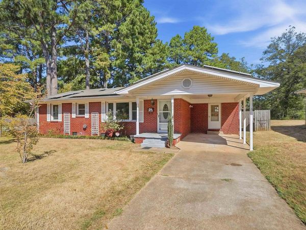 1812 W Center Ave, Searcy, AR 72143
