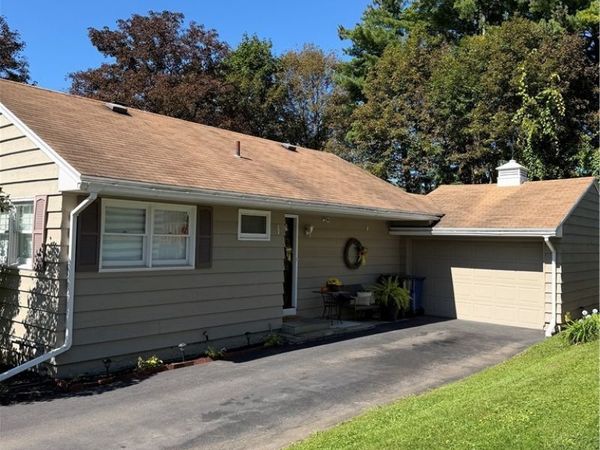201 Harding Place, Syracuse, NY 13205