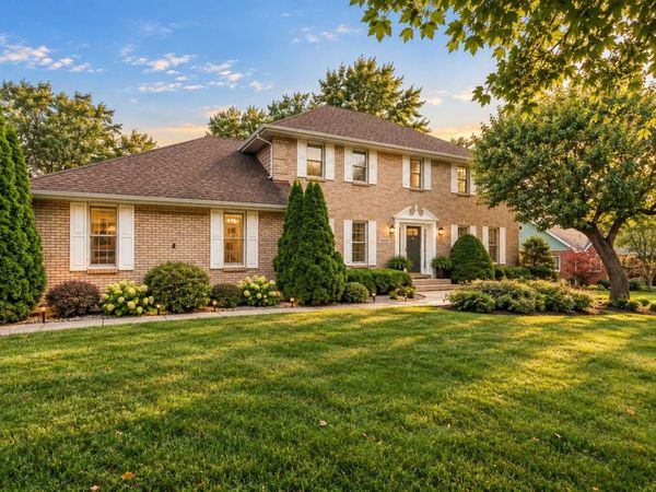 9120 Franklin Drive , St. John, IN 46373