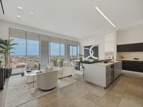 1717 Arts Plaza, Unit 1804, Dallas, TX 75201