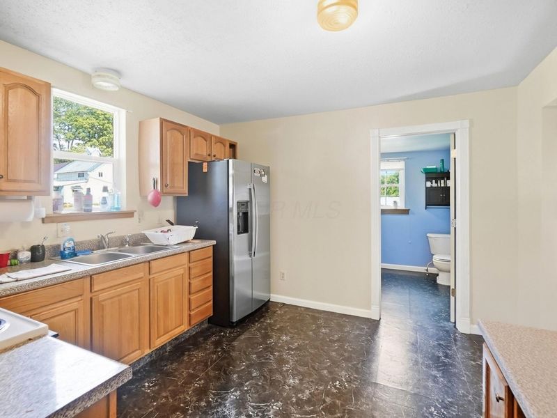 278 N Central Avenue , Utica, OH 43080 Photo 11