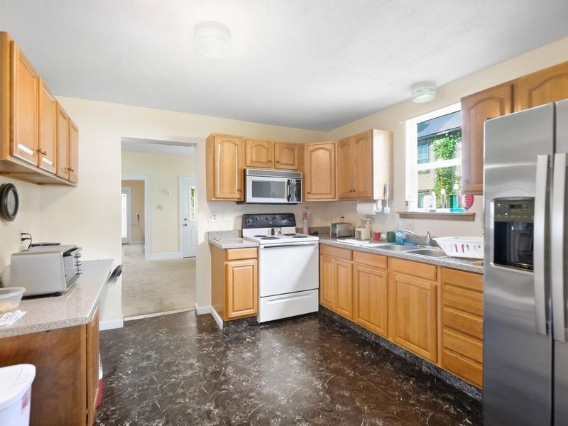 278 N Central Avenue , Utica, OH 43080 Photo 12