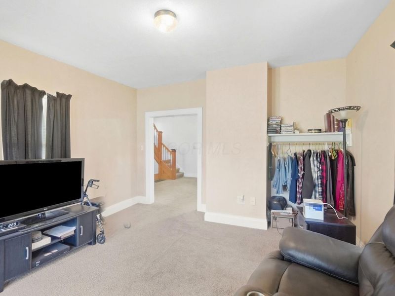 278 N Central Avenue , Utica, OH 43080 Photo 3