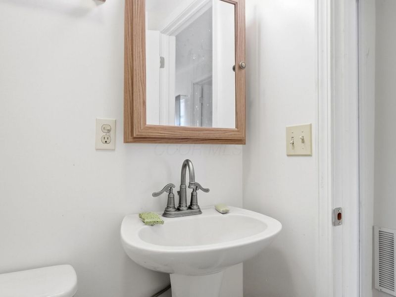 278 N Central Avenue , Utica, OH 43080 Photo 35