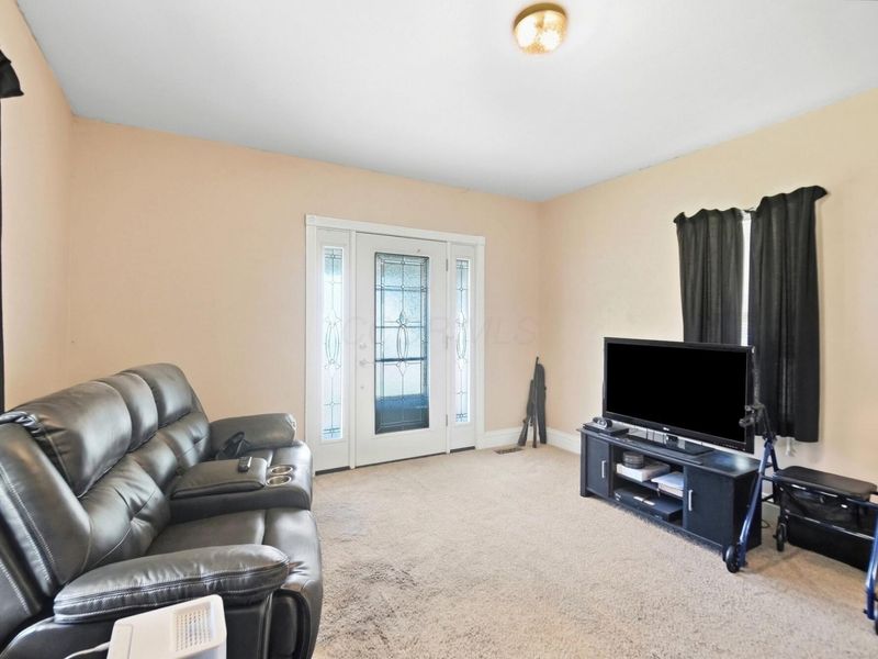 278 N Central Avenue , Utica, OH 43080 Photo 5