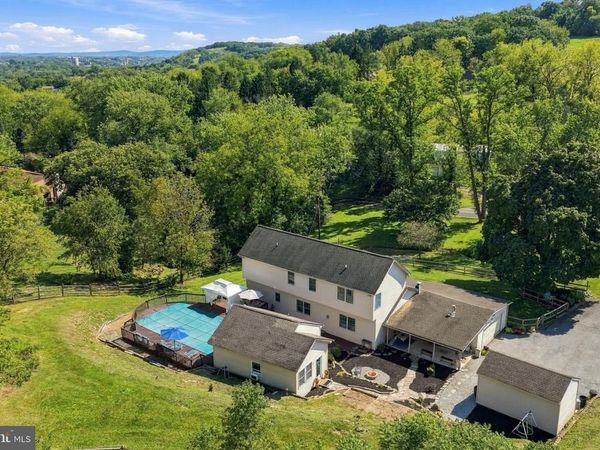 1255 CLEARVIEW ROAD , COPLAY, PA 18037