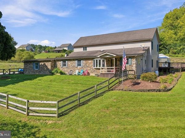 1255 CLEARVIEW ROAD , COPLAY, PA 18037