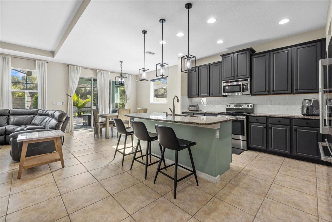 7448 47th Avenue Circle E, Bradenton, FL 34203 Photo