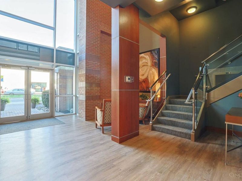 9348 Towne Square Avenue, Unit 15, Blue Ash, OH 45242 Photo 5