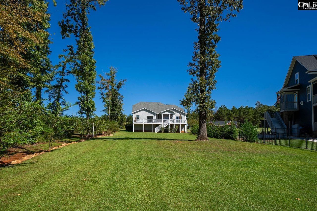 105 Somerset Court Photo 34