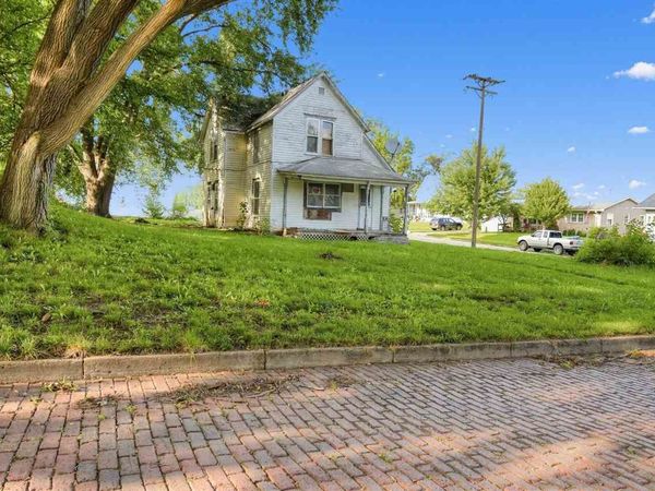 301 Jackson Street, Bedford, IA 50833