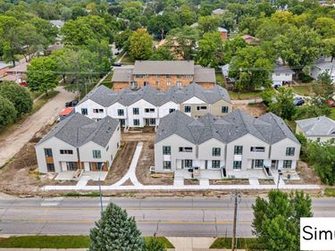 4620 Pioneers Boulevard, Unit 19, Lincoln, NE 68506