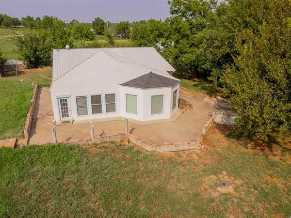 3919 E Lakeview Road, Stillwater, OK 00000